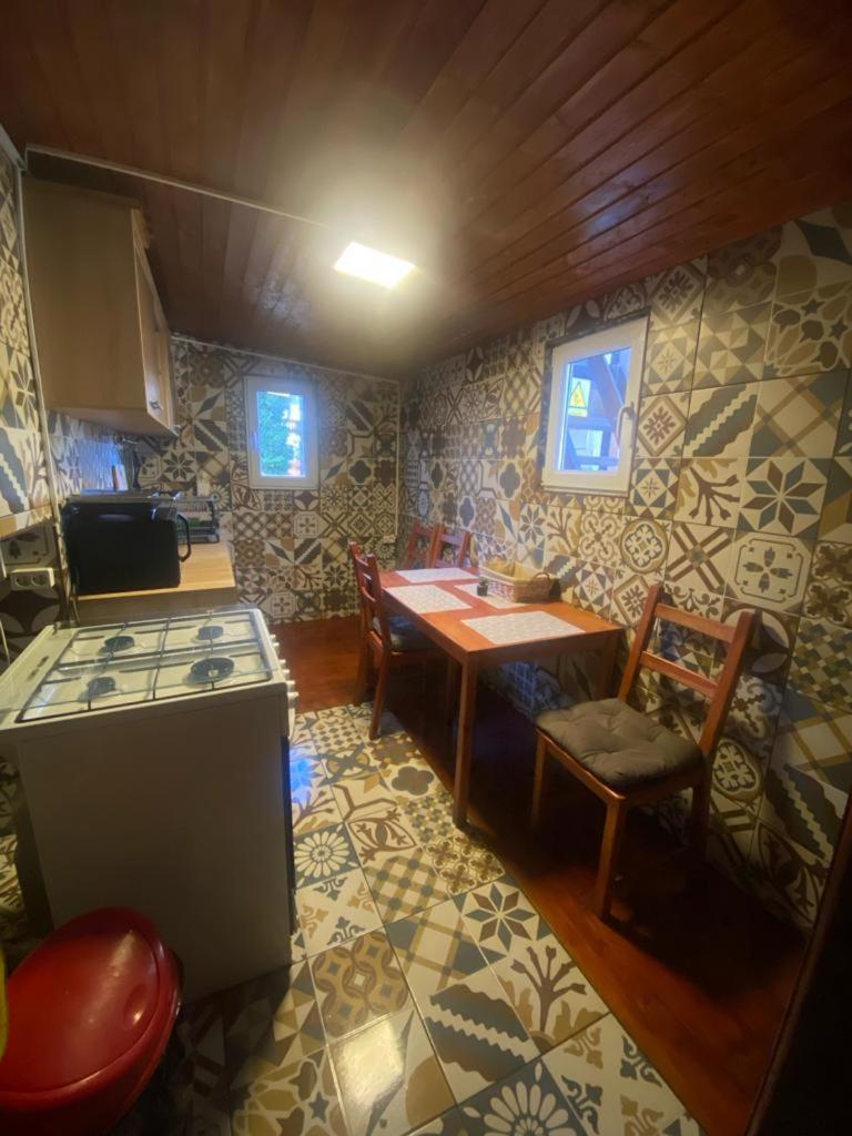 Elle Guest House Sinaia Exterior foto